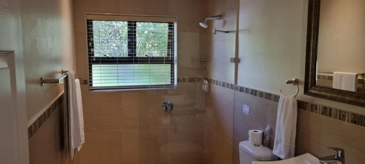 Somerzicht Guest House Somerset West Esterno foto